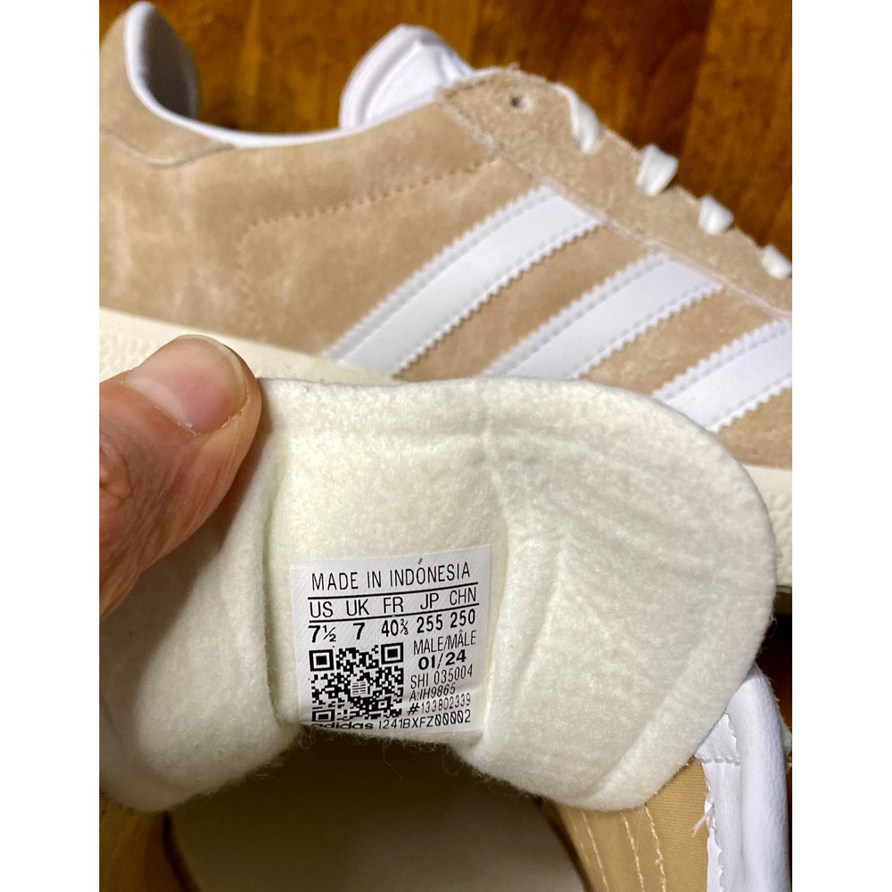 NWOT/B Adidas Gazelle Women Beige Suede Classic Sneakers Shoes Size 7.5 US - Picture 8 of 13